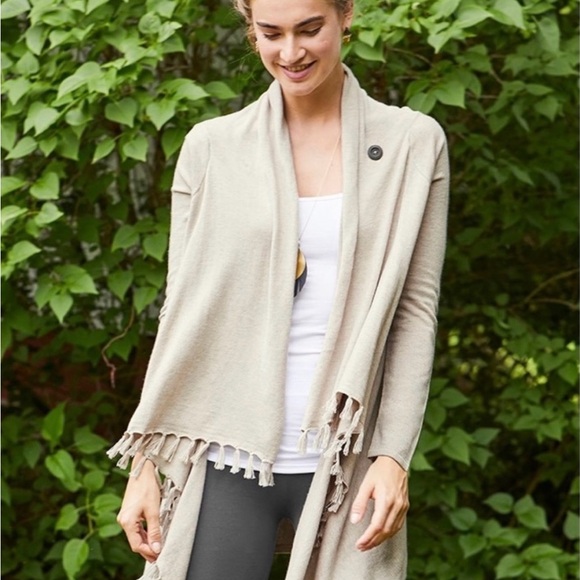 NWT, Matilda Jane Come On Over Drape Wrap
Sweater 23617T, Sz XL - Picture 3 of 12